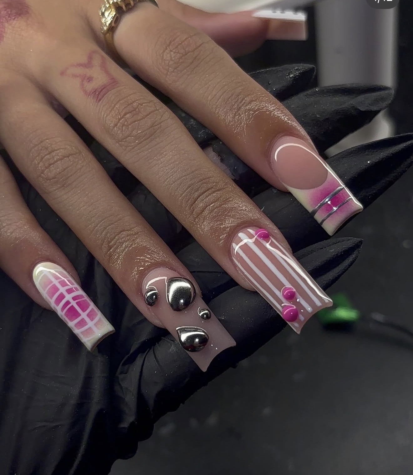 Recent nail set